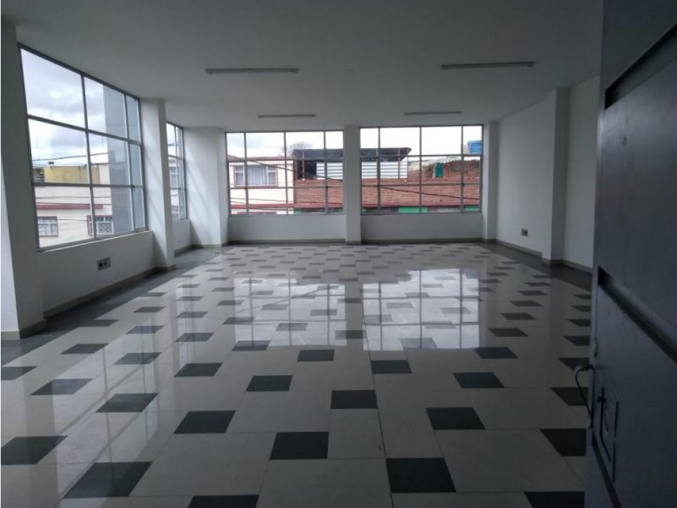 Edificio en Vender en Bogotá D.C. — foto 3