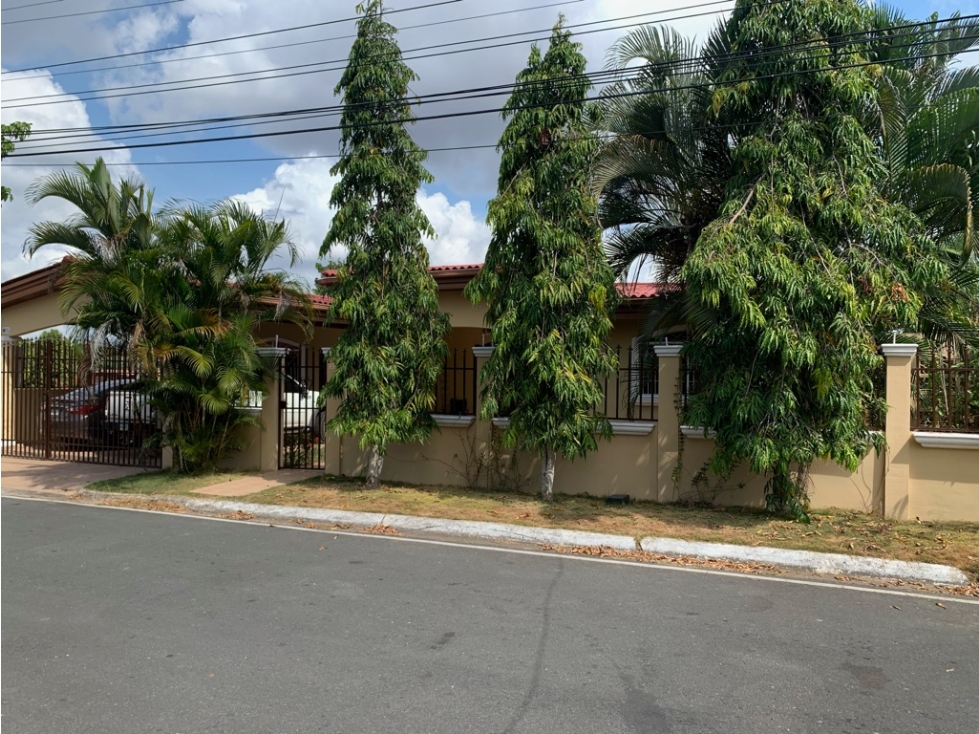 VENDO CASA URBANIZACION MARIA LETICIA LA CHORRERA — foto 5