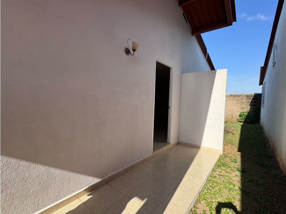 VENDO CASA ARBOLEDAS LOS CASTAÑOS LA CHORRERA — foto 4