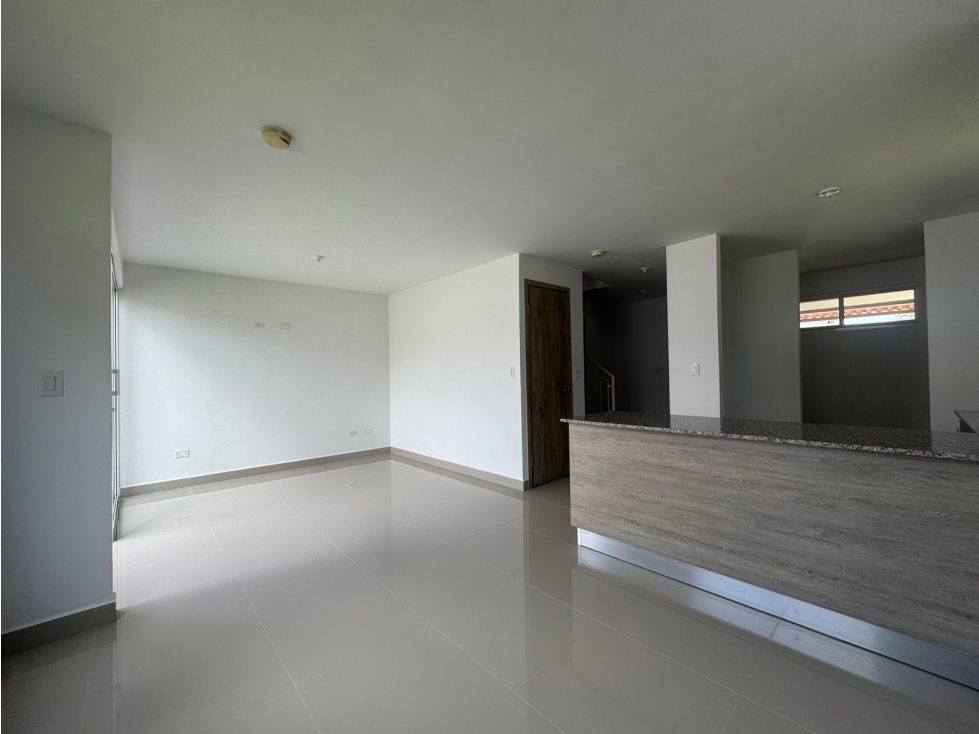 ALQUILO CASA DÙPLEX NUEVA PH BAMBU GARDENS NUEVO ARRAIJAN - 5