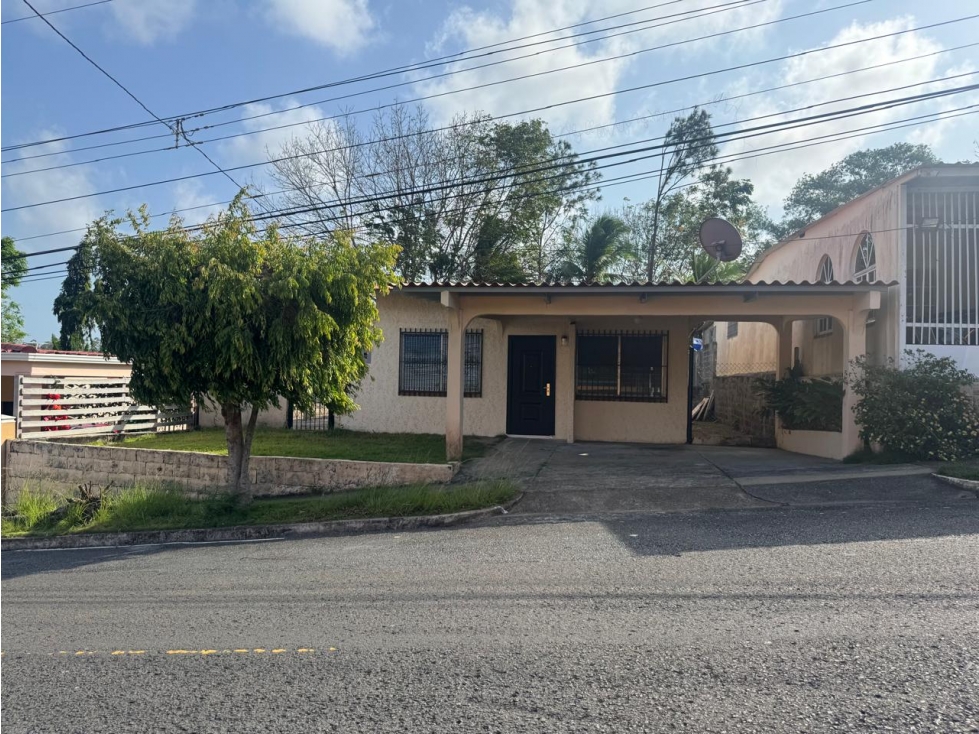 VENDO CASA RESIDENCIAL URBANIZACION LAS LOMAS LA CHORRERA — foto 4