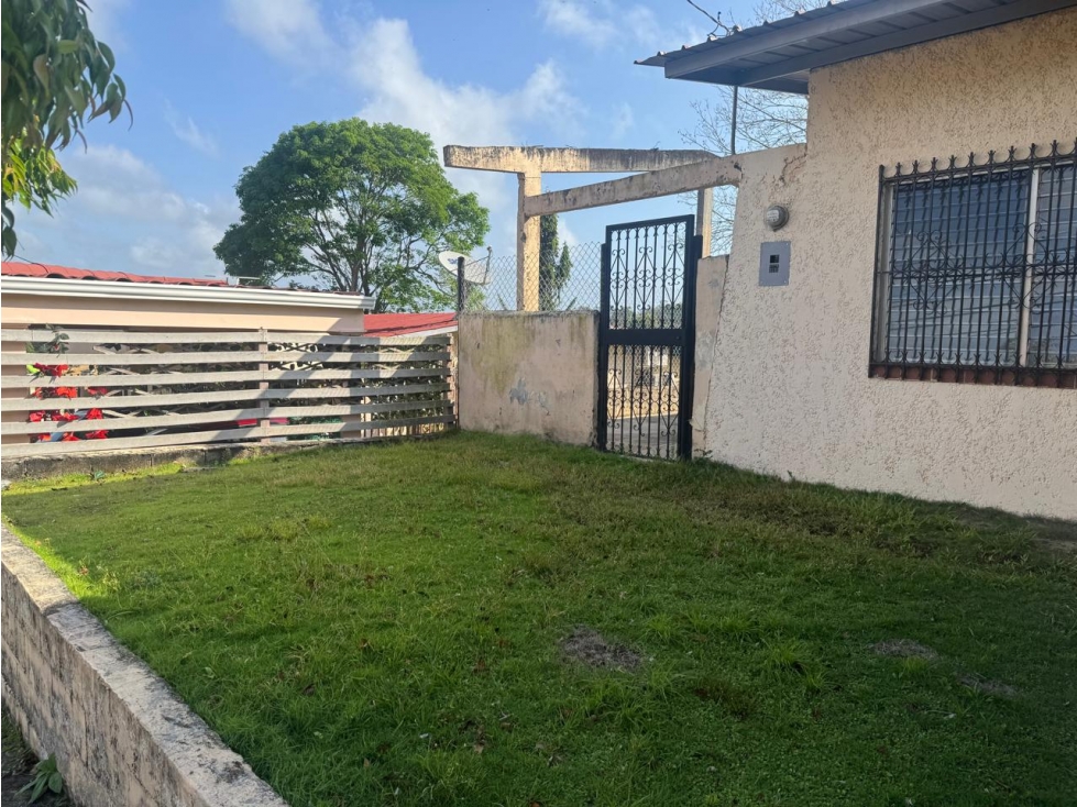 VENDO CASA RESIDENCIAL URBANIZACION LAS LOMAS LA CHORRERA — foto 5