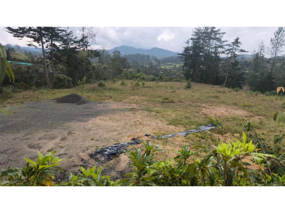 [FA] Lote en Montesereno con excelente área y opción ecuestre