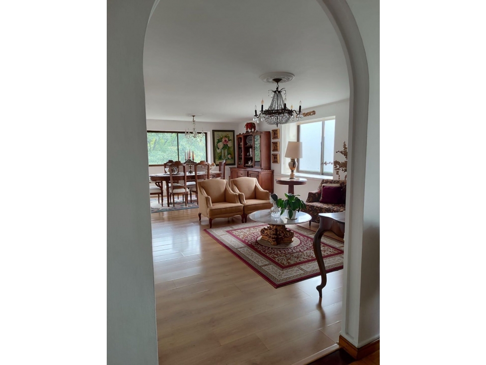 [FA] Amplio apartamento sector Las Lomas, El Poblado; Medellín
