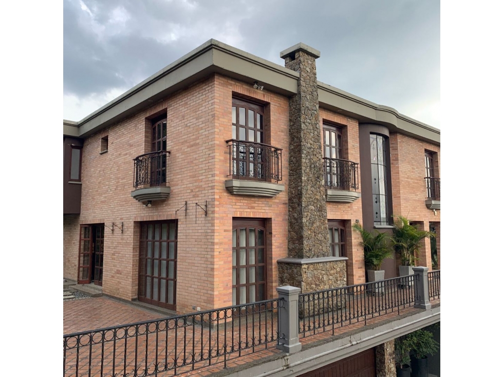 [FA] Hermosa casa para la venta en exclusiva unidad del Poblado — foto 2
