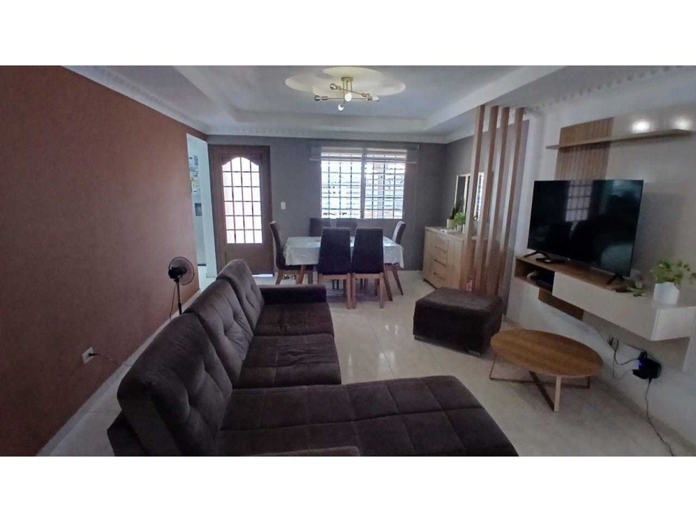 Venta de casa con tres recámaras en Villa Zaita-Ciudad de Panamá. — foto 6