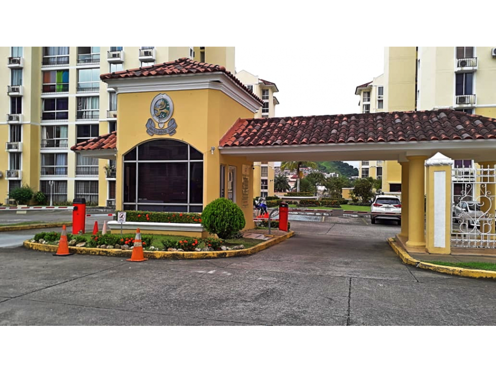 Se vende apartamento en PH MCGregor Hill