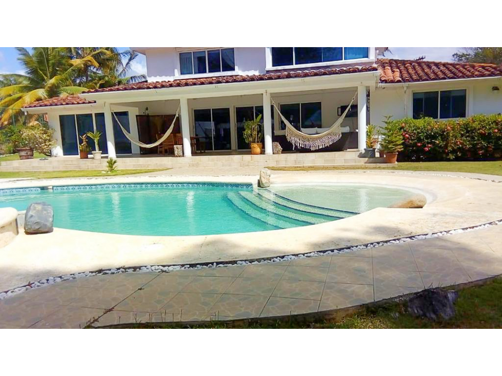 Se vende casa en Coronado Golf, Gorgona
