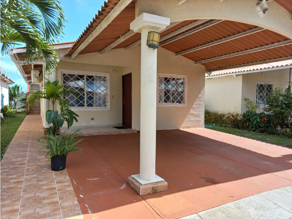 Se Vende/Alquila Casa en La Chorrera, Verde Real