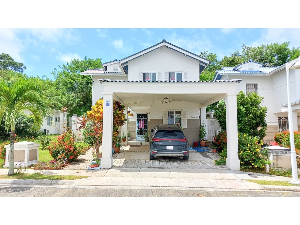 Se vende preciosa casa en Playa Dorada en $ 220,500 - 1