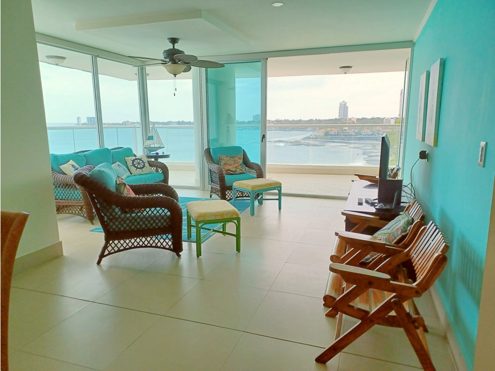 Se vende apartamento semi amueblado en PH Bahía, Nueva Gorgona — foto 2