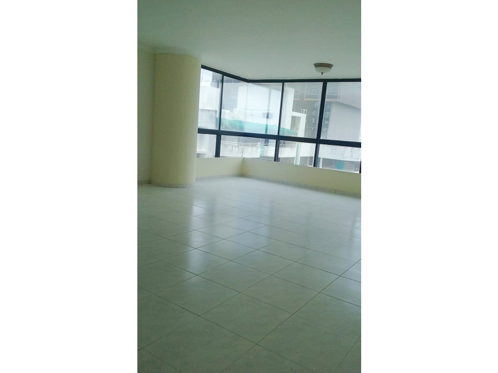 Se alquila / Vende apartamento en PH Condesa del Mar, Ave. Balboa — foto 5