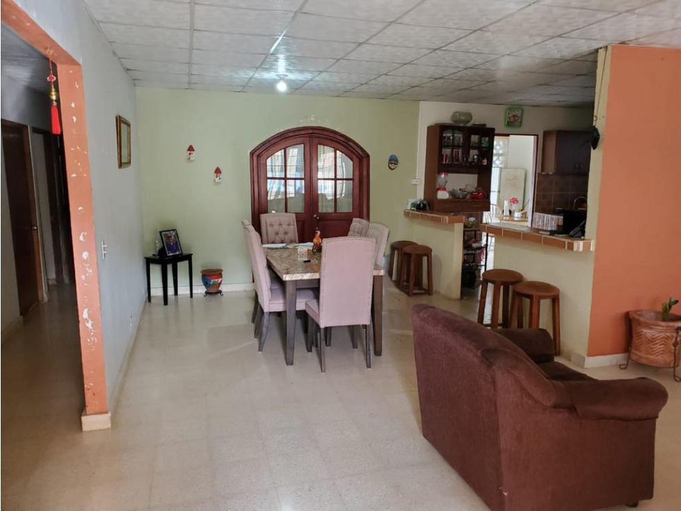Se Vende Casa en Barrio Colón, La Chorrera ( precio reducido) — foto 4