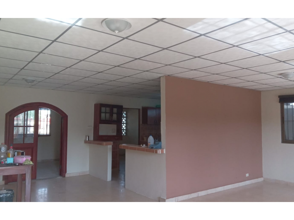 Se Vende Casa en Barrio Colón, La Chorrera ( precio reducido) — foto 6