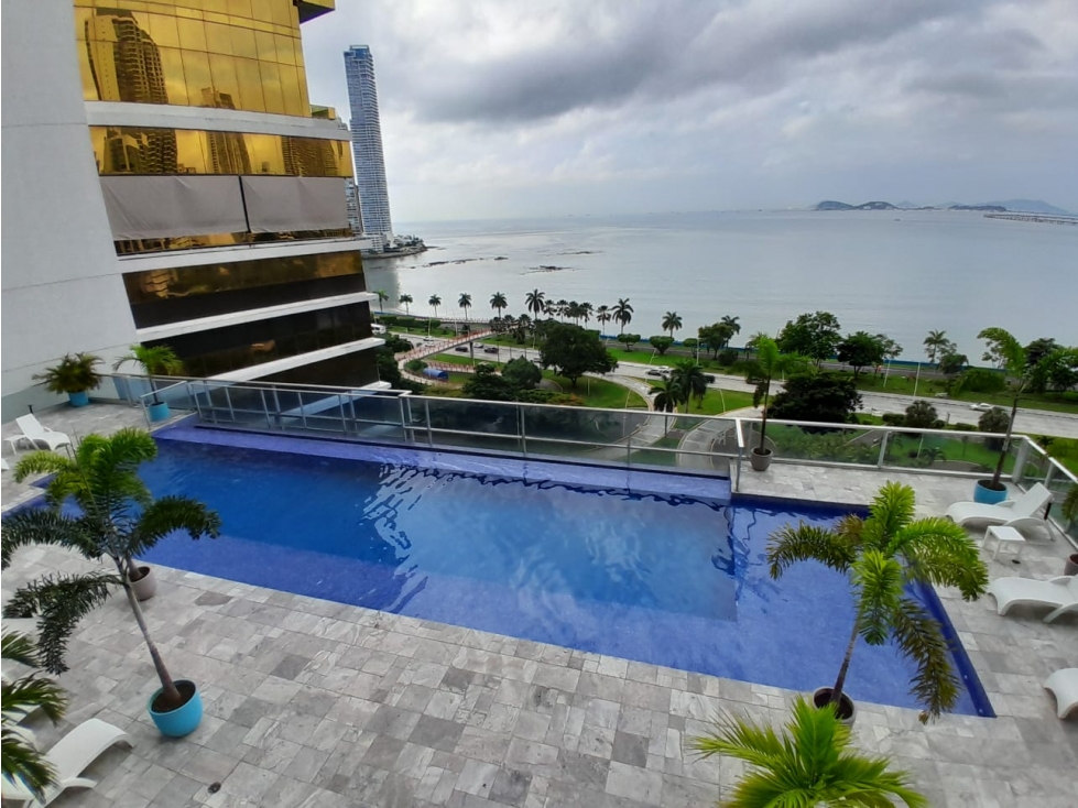 Venta de apartamento resposeído en Avenida Balboa, Bella Vista, Panamá — foto 3