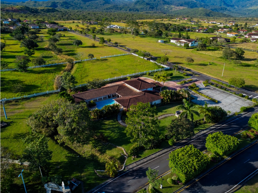 Se Vende Casa en Alto Boquete, Chiriquí - 4