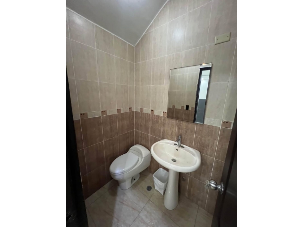 Alquiler o Venta de Apartamento en PH Emporium Tower, San Francisco — foto 3
