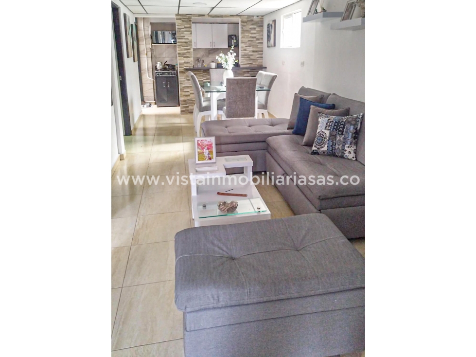 Venta Casa con Renta Sector Altos de Capri, Manizales