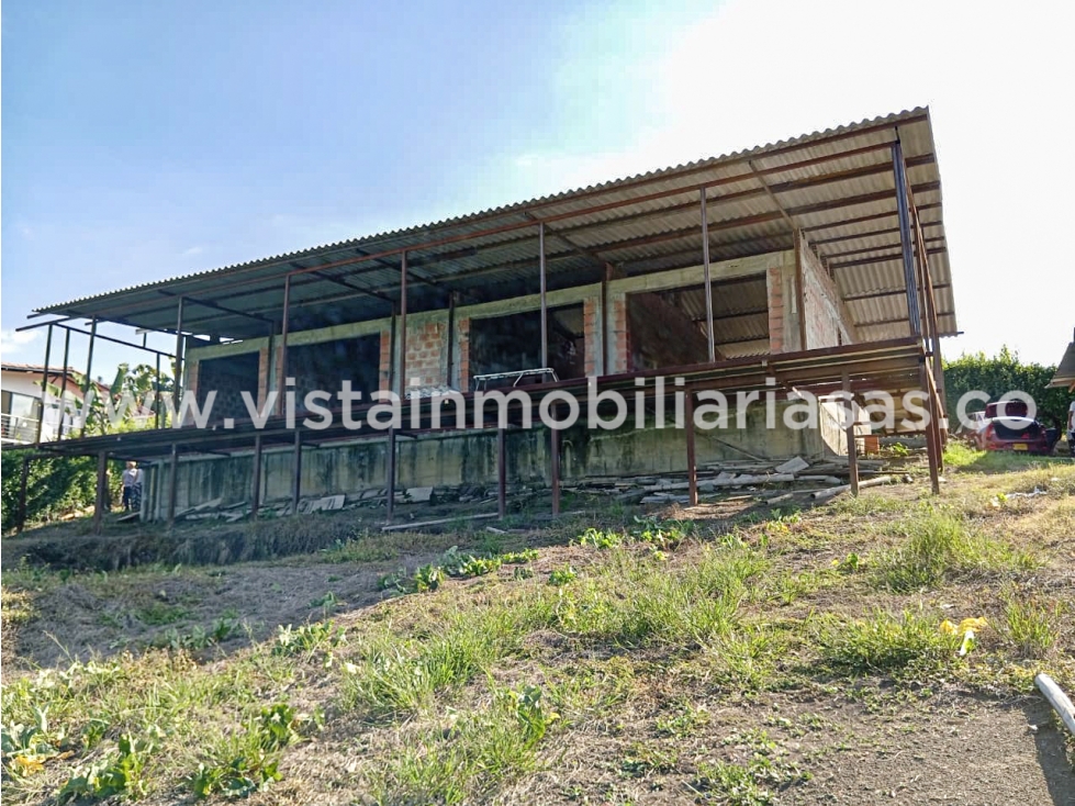 Venta Casa "En Obra Negra" Condominio Sector La Manuela, Manizales