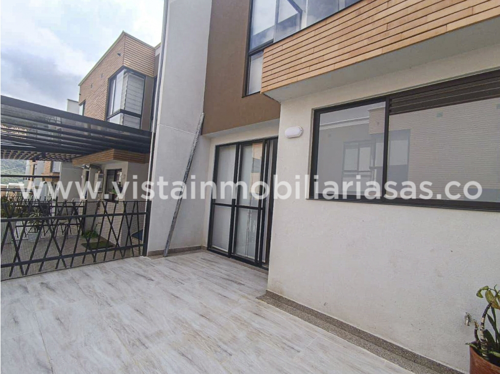 Venta Casa "PARA ESTRENAR" La Florida a 15 minutos de Manizales
