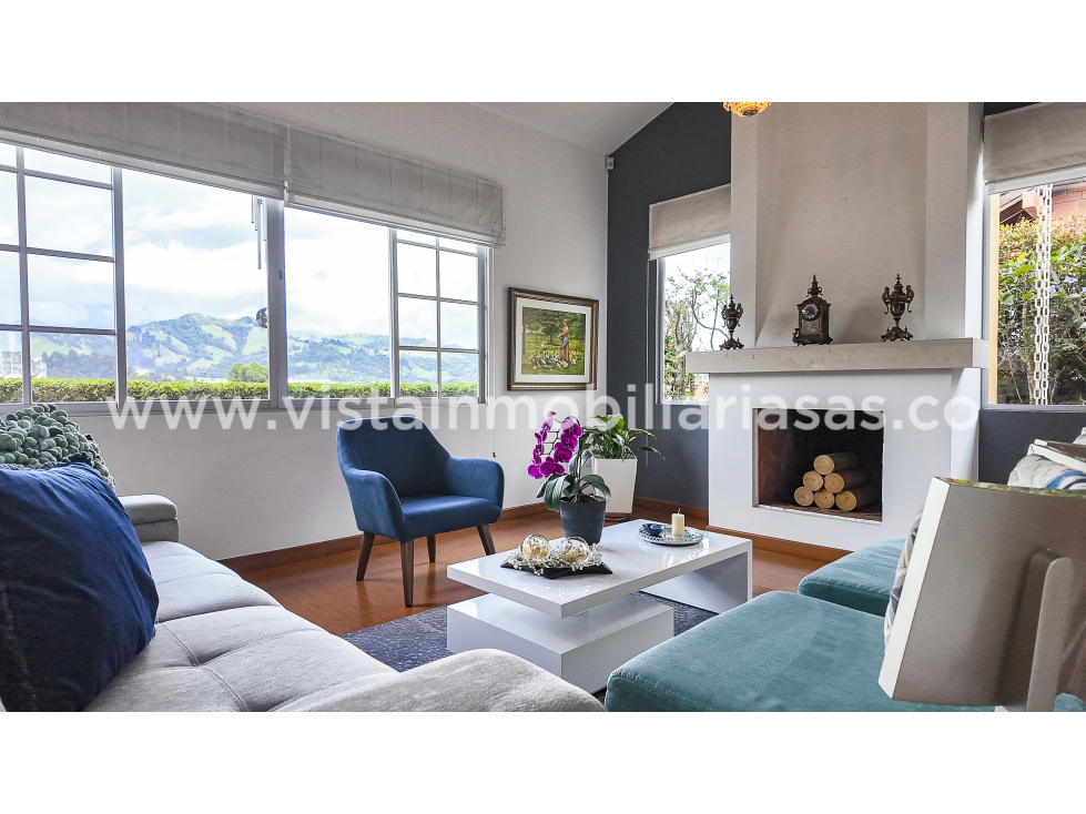 Venta Casa Conjunto Cerrado en el Sector de La Alhambra, Manizales