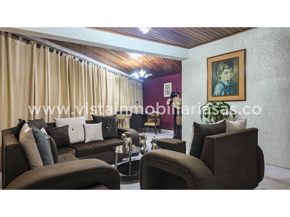 Venta Casa con Renta Sector de Los Cámbulos, Manizales