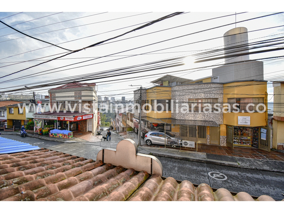 Venta Casa "CON NEGOCIO" Sector La Carola, Manizales