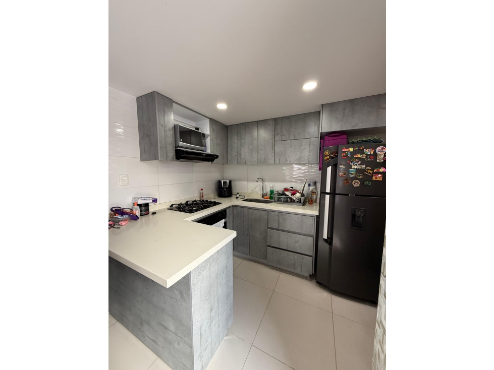VENTA DE APARTAMENTO PISO 3 VISTA EXTERIOR EN CIUDAD MELENDEZ AC