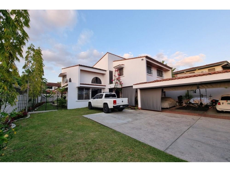 Se Vende Casa en La Alameda