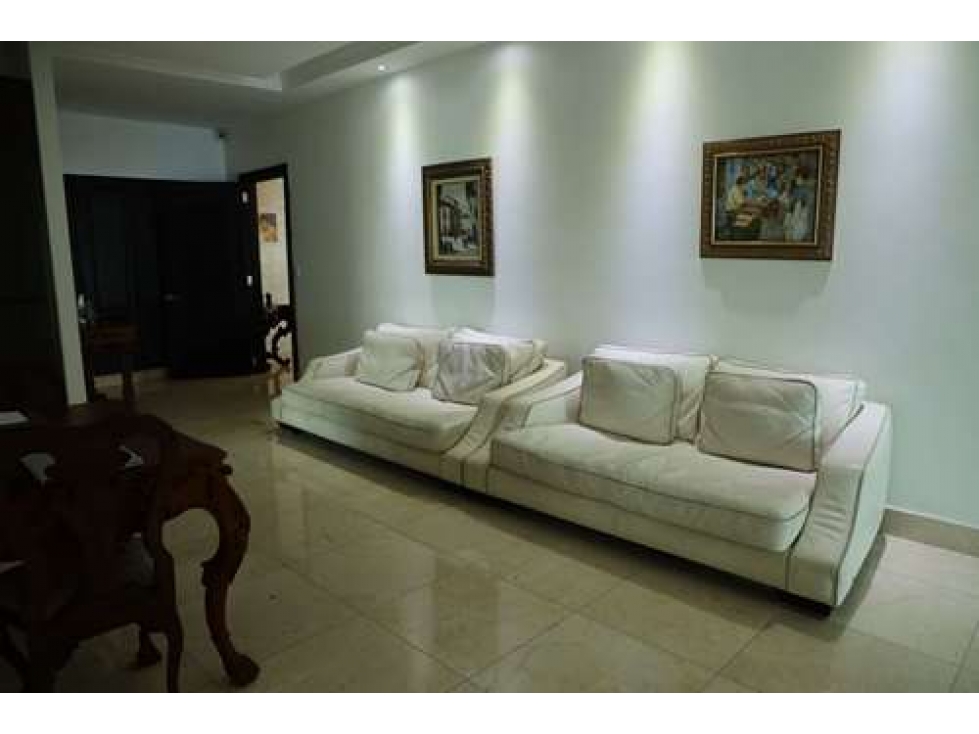 Se vende Apartamento en el Venetian Tower