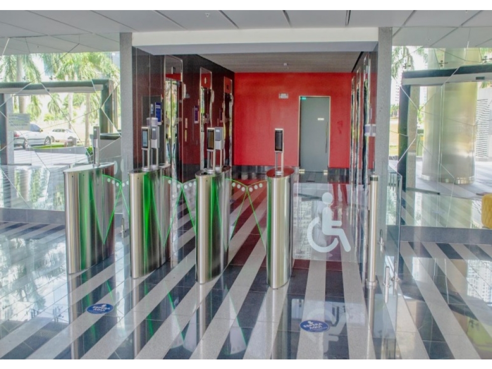 Venta de oficina en Costa del Este — foto 4