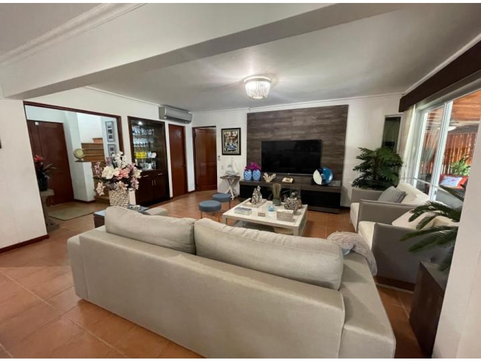Casa en Venta en Villa Decameron - 5