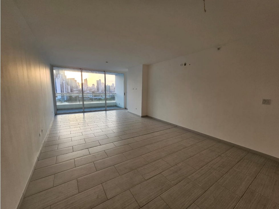 Venta de apartamento en Calle 50 — foto 2