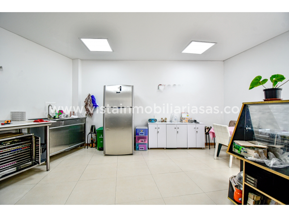 Venta Local Sector La Camelia, Manizales