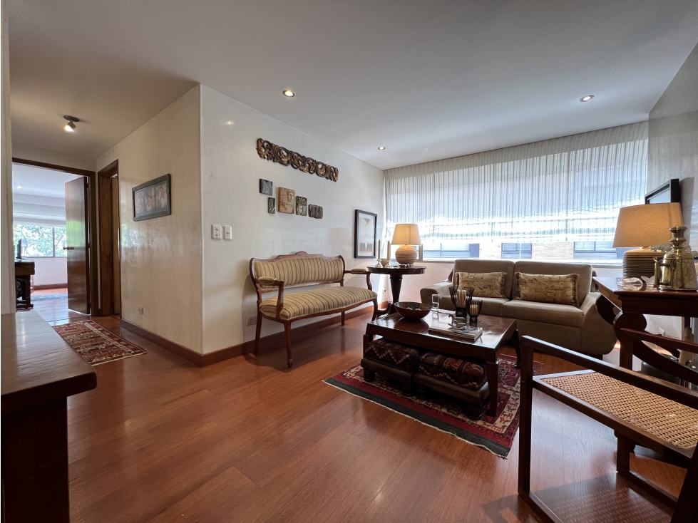 HERMOSO APARTAMENTO CLÁSICO EN CHICÓ (AI)