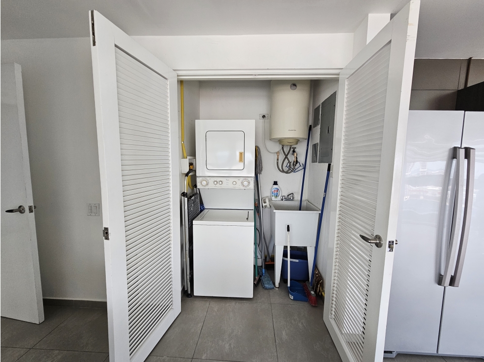 Apartamento en venta Yacht Club Tower: Avenida Balboa — foto 6
