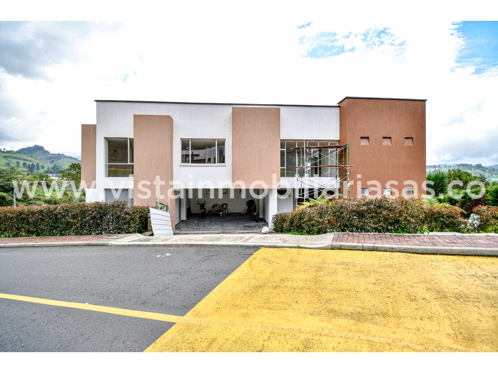 Venta Casa Conjunto Cerrado en el Sector de La Alhambra, Manizales — foto 2