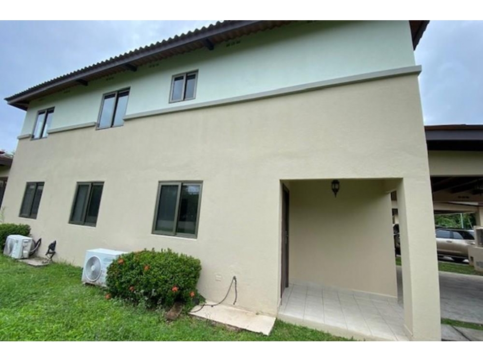Se vende casa unifamiliar en Panamá Pacífico