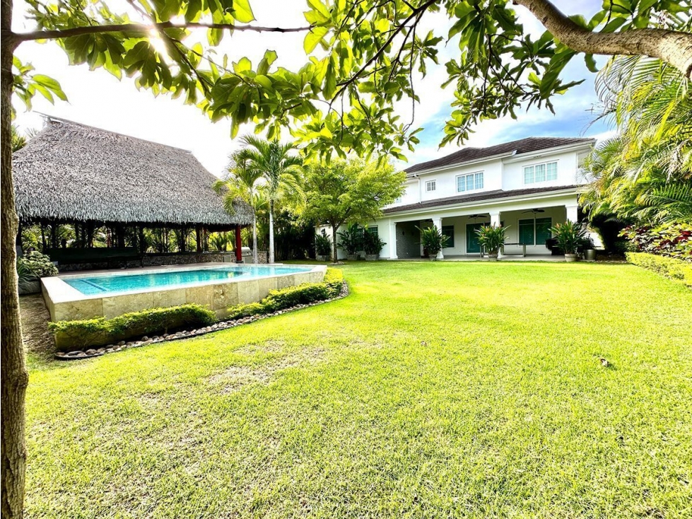 Villa en venta en Bijao Beach Club & Residences - 1