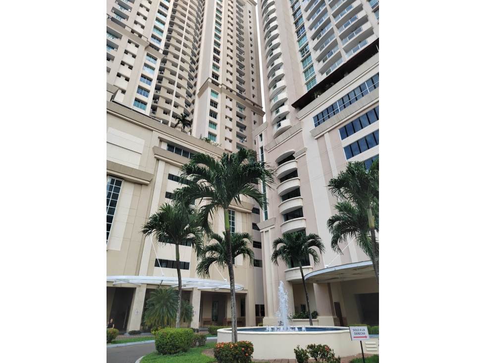 Venta de Apartamento en PH Costa Pacífica