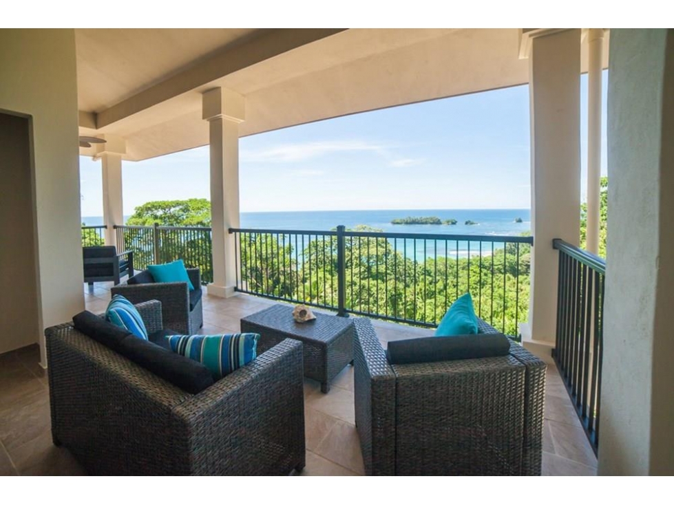 Se vende lujoso apartamento con vista al mar en Bocas del Toro - 5