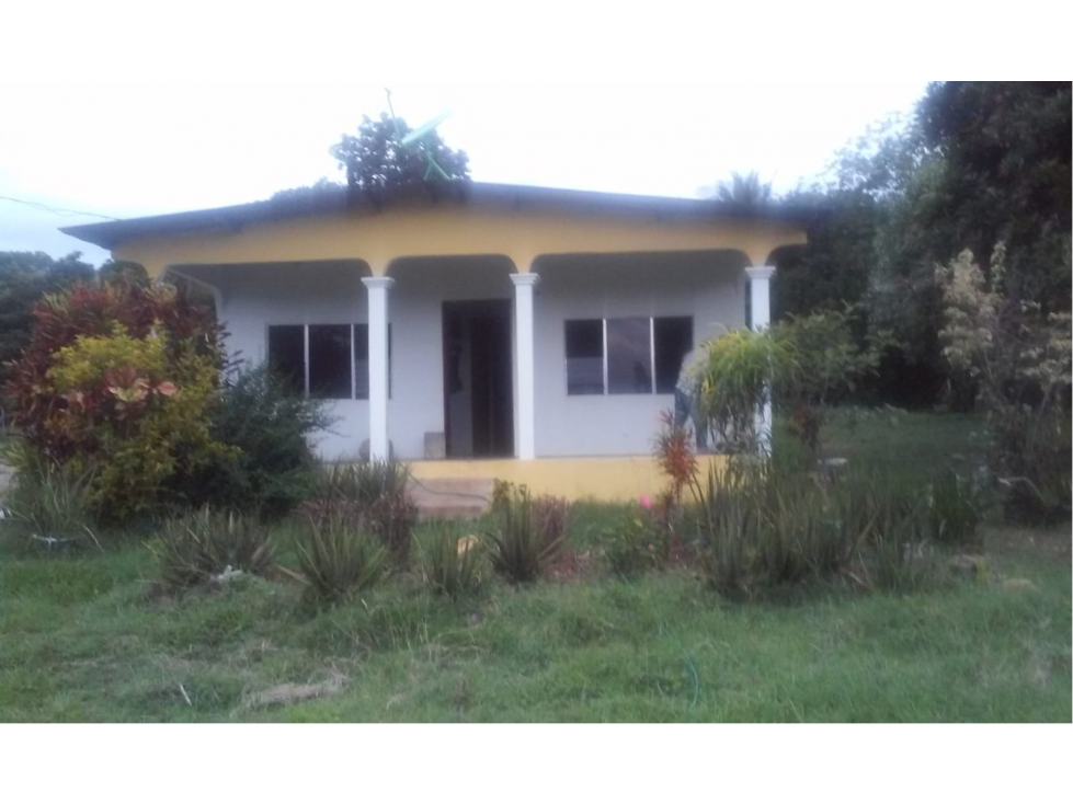 Se vende casa en El Espino, La Pintada, Coclé - 1