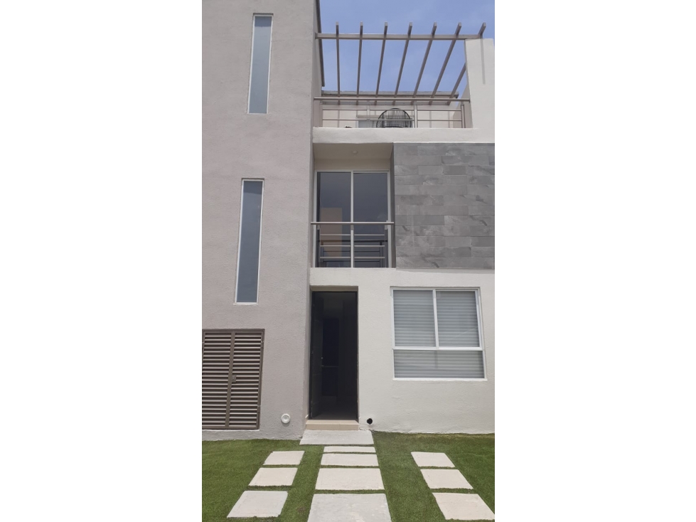 VENTA DE CASA AL SUR DE PACHUCA