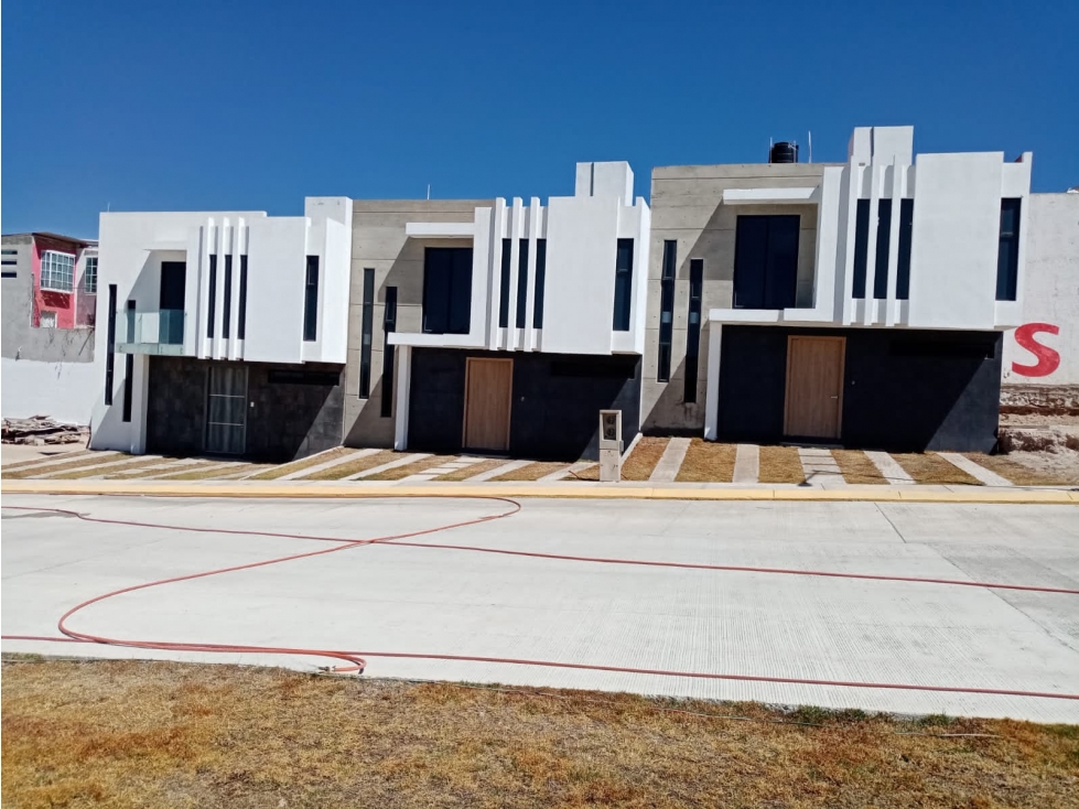VENTA DE CASA EN PACHUCA PASEOS DE LAS REYNAS