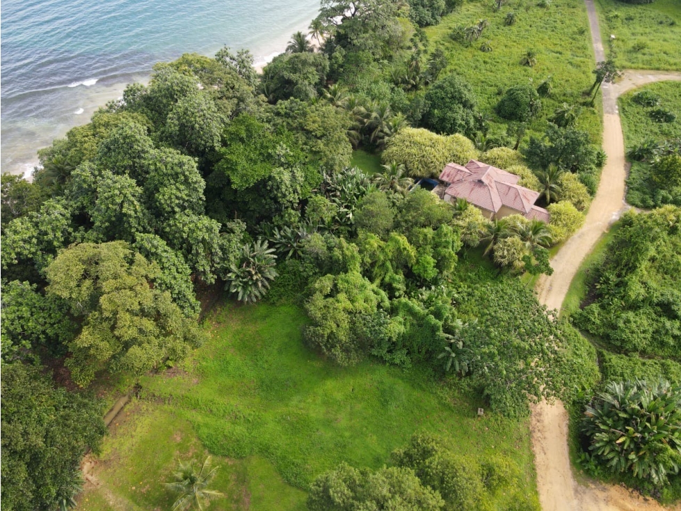 Venta de Lote Frente al Mar en Isla Bastimentos Bocas del Toro - 5