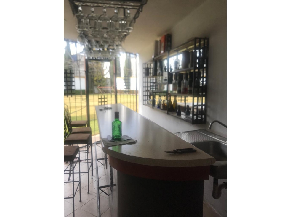 VENTA DE SALÓN / JARDÍN DE FIESTAS — foto 5