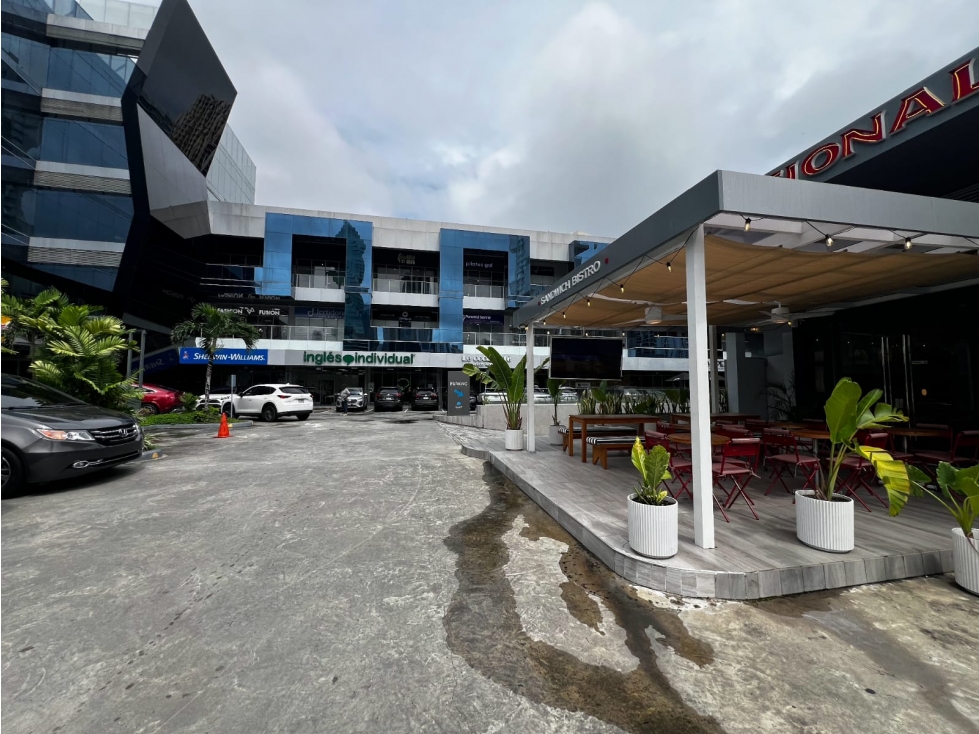 Alquiler de Local Comercial, Plaza Sunset Strip, Local 29, 164m2 — foto 3