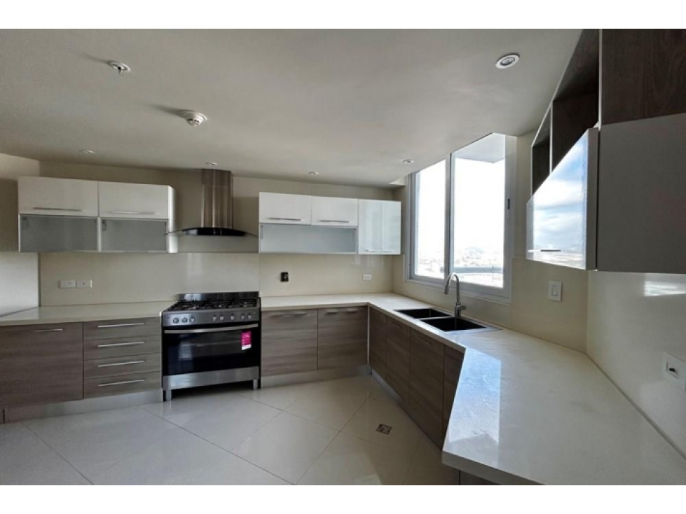 Apartamento amoblado en venta en Costa del Este, Panamá — foto 6