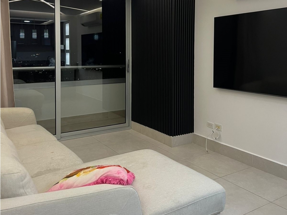 Alquiler apartamento Amoblado, PH. Greenwood Torre 100, El Bosque. — foto 3