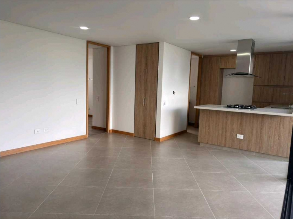 APARTAMENTO EN VENTA SECTOR LAS PALMAS, MEDELLIN*